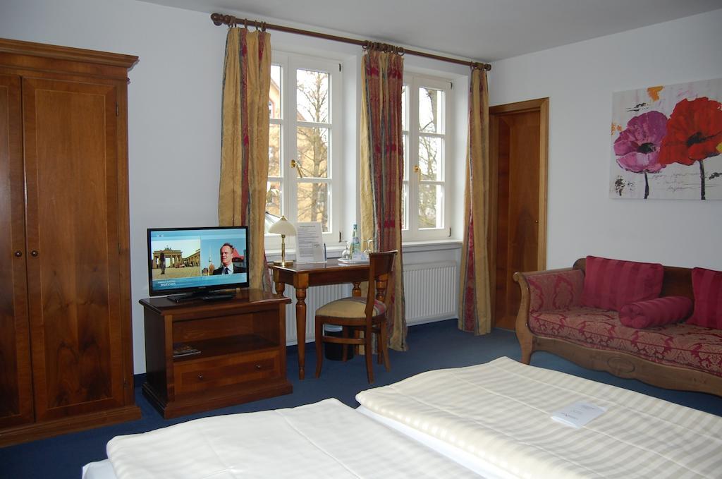 Hotel Königin Olga Ellwangen Zimmer foto